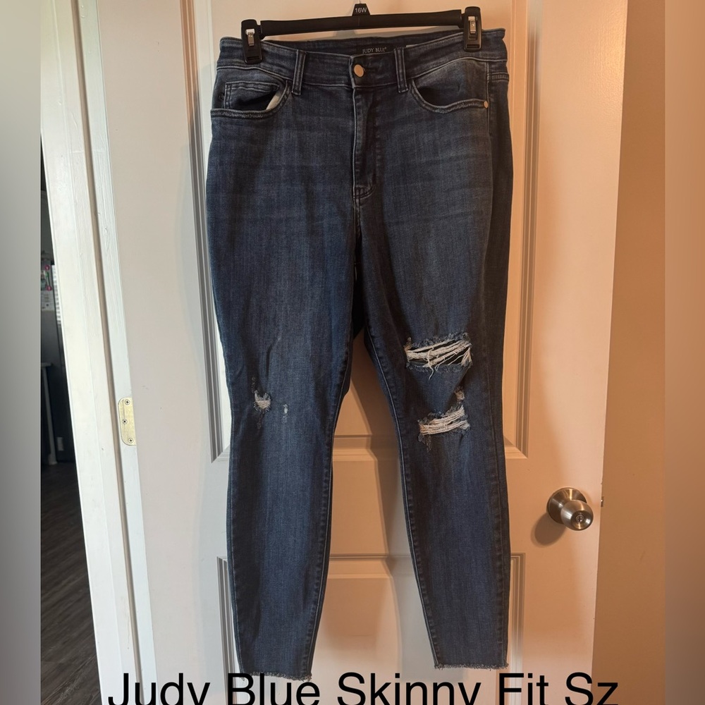 Judy Blue Distressed Denim Jeans